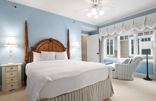 South Laguna Apartment | Montage Luxury In A Private Home