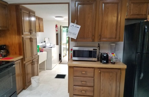 Montague House | MONTAGUE! FLOWER CREEK GUEST HOUSE <1 MI TO LAKE MICHIGAN! & FLOWER CREEK DUNES
