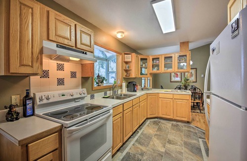 Rexford House | Montana Home on 5 Acres: Near Lake Koocanusa!