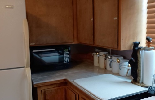 Florence Apartment | Montana Mountain Majesty BnB nDiscounts for longer stay NEW