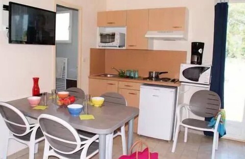 Puget-sur-Argens Villa | Montana Parc - Oasis Village - Heart of Estérel * - Villa for 6 People