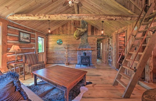 Hamilton House | Montana Retreat Original Hamilton Log Cabin!