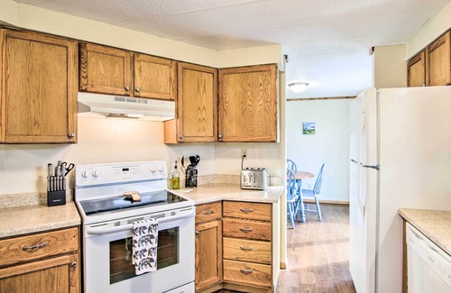 Emigrant Apartment | Montana's Emigrant Peaks Getaway: Apt w/Amenities