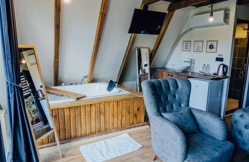 Akcaabat Ski Chalet | MONTANA SUITE BUNGALOW