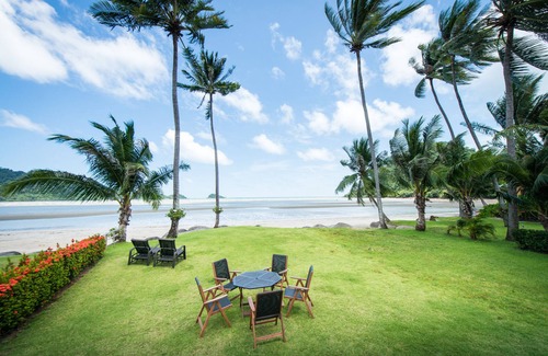Klong Son Villa | Montana Villa Beachfront