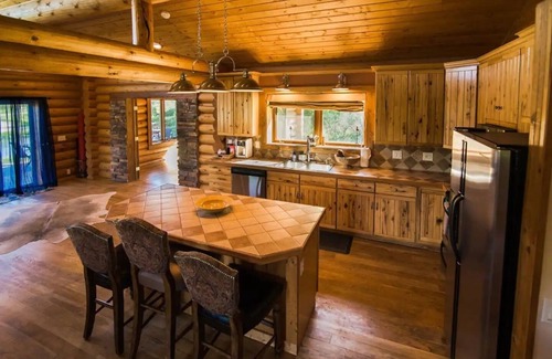 Red Lodge House | Montana Wildflower Lodge~sleeps 10