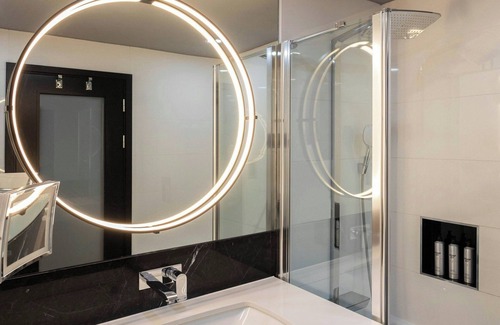 Hoxton West Hotel | Montcalm East, Autograph Collection