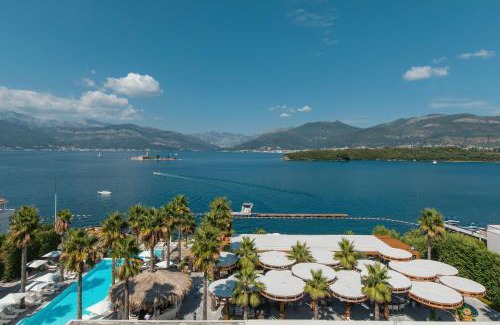 Durasevici Hotel | Monte Palm Beach