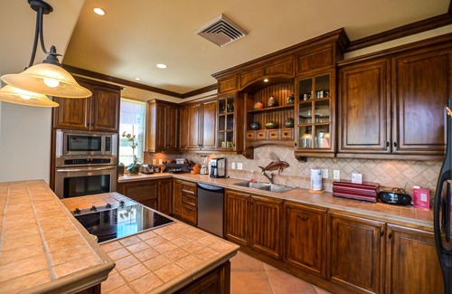 Herradura Condo | Montebello 2C, 3Bdrs, 3Bath, 2nd Floor