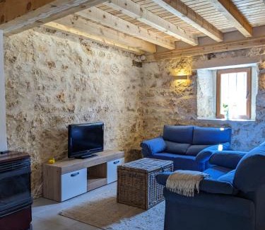 Pinilla Trasmonte Apartment | Montelobos
