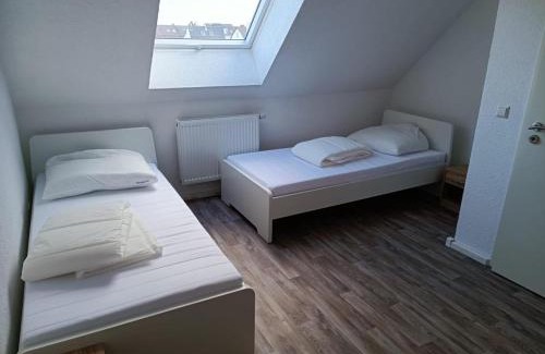 Rheinhausen Apartment | Monteur- und Arbeiterunterkunft Hebelstraße