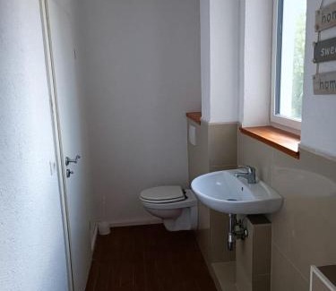 Rheinhausen Apartment | Monteur- und Arbeiterunterkunft Hebelstraße