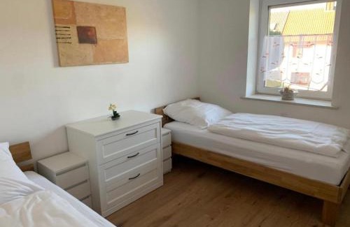 Schonungen Apartment | Monteur- und Ferienwohnung 1 - Haus Weitblick Schonungen