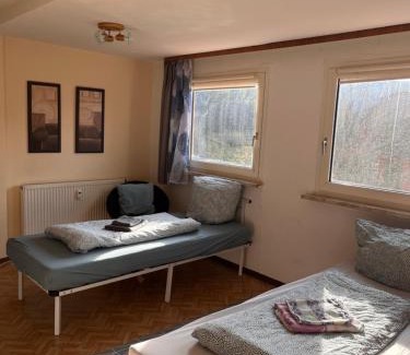 Hummeltal Apartment | Monteurwohnung bei Bayreuth nur 6 Min zur Autobahn A9, Ruhige Lage, Parkplatz inklusive!