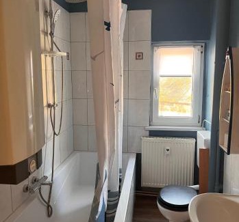 Hummeltal Apartment | Monteurwohnung bei Bayreuth nur 6 Min zur Autobahn A9, Ruhige Lage, Parkplatz inklusive!