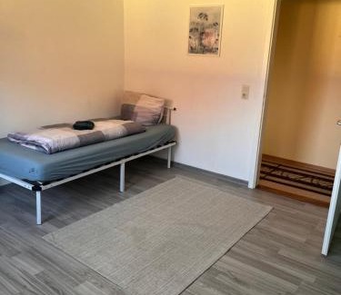 Hummeltal Apartment | Monteurwohnung bei Bayreuth nur 6 Min zur Autobahn A9, Ruhige Lage, Parkplatz inklusive!