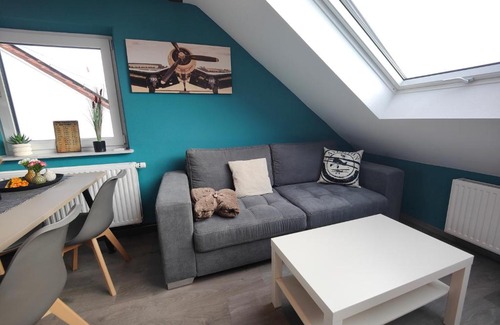 Holzkirch Apartment | Monteurwohnung Pilot Lounge
