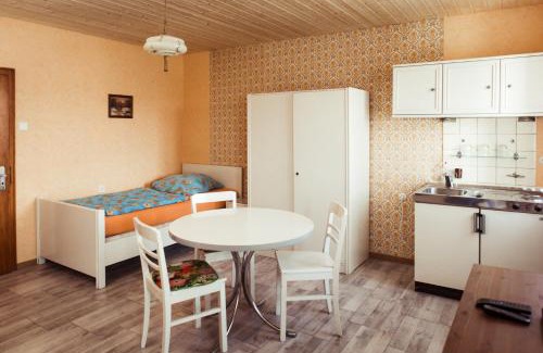 Limbach House | Monteurzimmer Linde