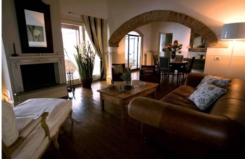 Fortunago Villa | Monteveneroso: House /Villa - Fortunago