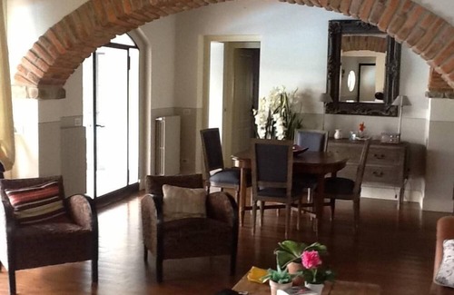 Fortunago Villa | Monteveneroso: House /Villa - Fortunago