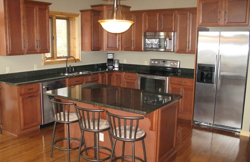 Marenisco House | Montgomery Bay Lodge On Lake Gogebic