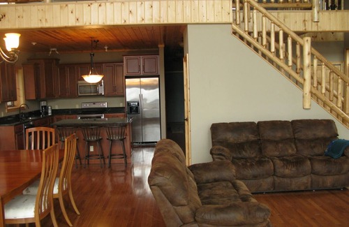 Marenisco House | Montgomery Bay Lodge On Lake Gogebic