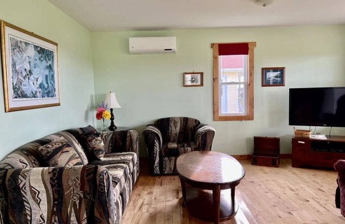 Cavendish Cottage | Montgomery Cavendish Cottages