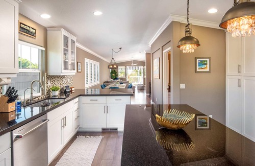 Cardiff-by-the-Sea House | Montgomery "South" - Ocean views with a short walk everywhere with beach gear!