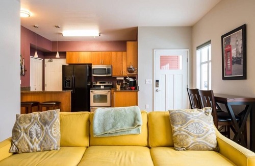 Downtown Boise Condo | Monthly Furnished | BSU, Capitol, City Center