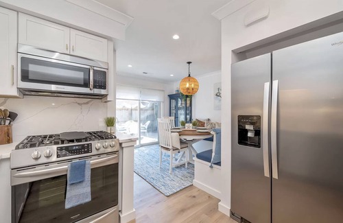 Fort Story House | Monthly Rental: Coastal Retreat on the Beach