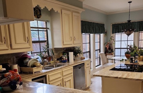 Clear Lake City House | Monthly stay - Private Single Room in Clear Lake Home
