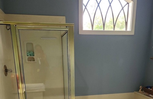 Clear Lake City House | Monthly stay - Private Single Room in Clear Lake Home