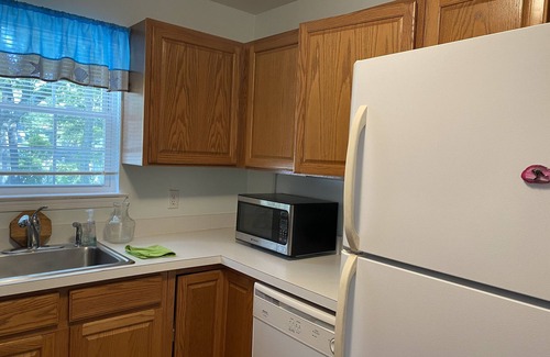 Osbornsville House | Monthly Summer Rental Home - beach passes included!