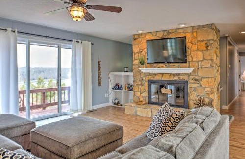 Mill Springs House | Monticello Home with Multi-Level Deck on 2 Acres!