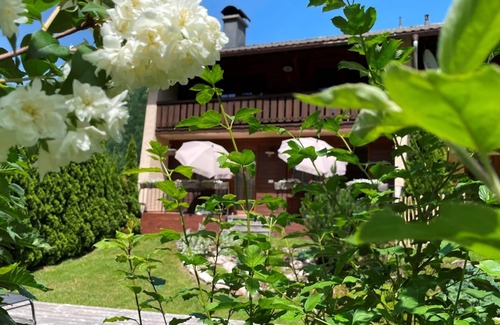 Grashof Apartment | Montis 84 sqm, balcony, kitchen extra, 2 bedrooms, living room, max 4 persons
