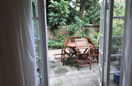 Twickenham Riverside Cottage | Montpelier Row Cottages , Garden Cottage