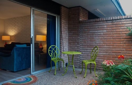 Neartown Apartment | Montrose Dream Suite 04! Downtown, Medical Center ⭐️⭐️⭐️⭐️⭐️