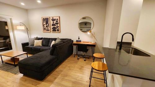 Montrose Apartment | Montrose Spring - Stylish 1 BR in Houston