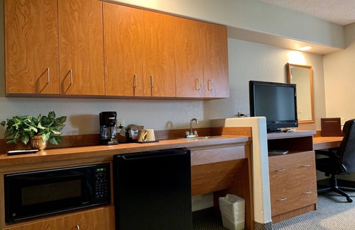 Gering Hotel | Monument Inn & Suites