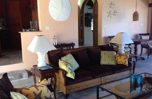 Other Islands Villa | Mood Indigo - Elegant Waterfront Villa On Private Great Camanoe Island With Boat