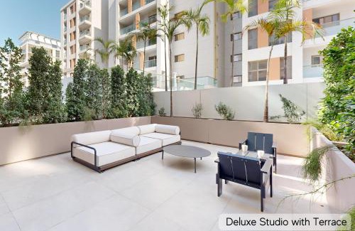 Al Satwa Apartment | Mood Living 45