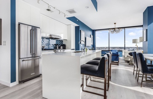 Midtown Apartment | Moody Blues by Atlanta Luxury Rentals