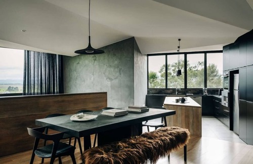Richmond House | Moody Luxury Home in the Wine Region