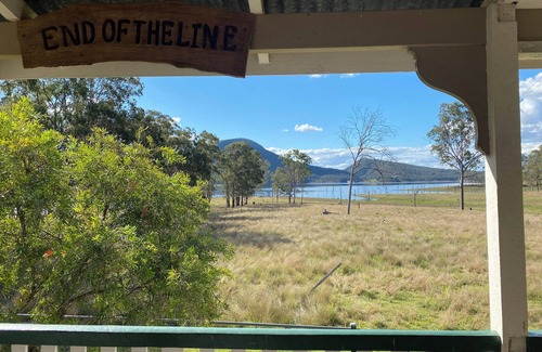 Moogerah House | Moogerah Valley Homestead - Country Home On Beautiful Lake Moogerah Pet-Friendly