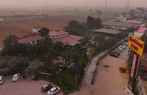 Muzaffarnagar Hotel | Moolchand Resorts