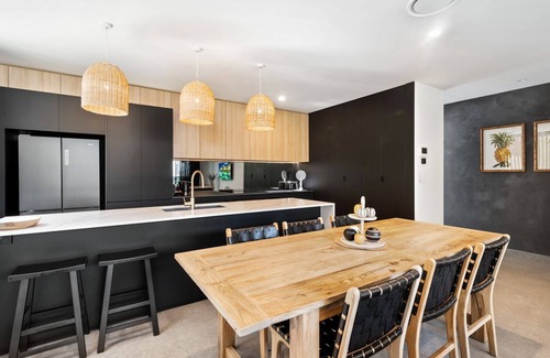 Mooloolaba House | Mooloolaba luxury beach escape The Smith