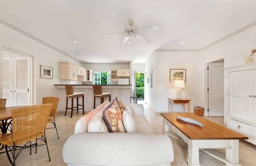 Paynes Bay Villa | Moon Dance in St. James by Personal Villas - Casual Elegance, Luxury and Comfort