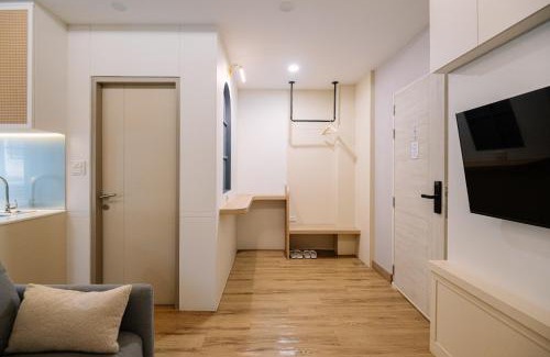 Bang Na Apartment | Moon House BKK Room 2B