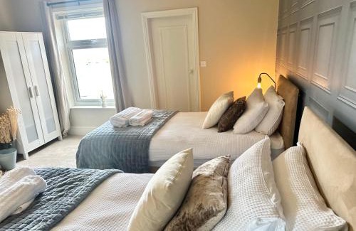 Crewe House | Moon House Crewe