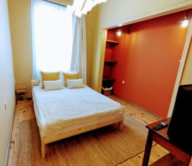 Plovdiv Center Apartment | Moon House Red